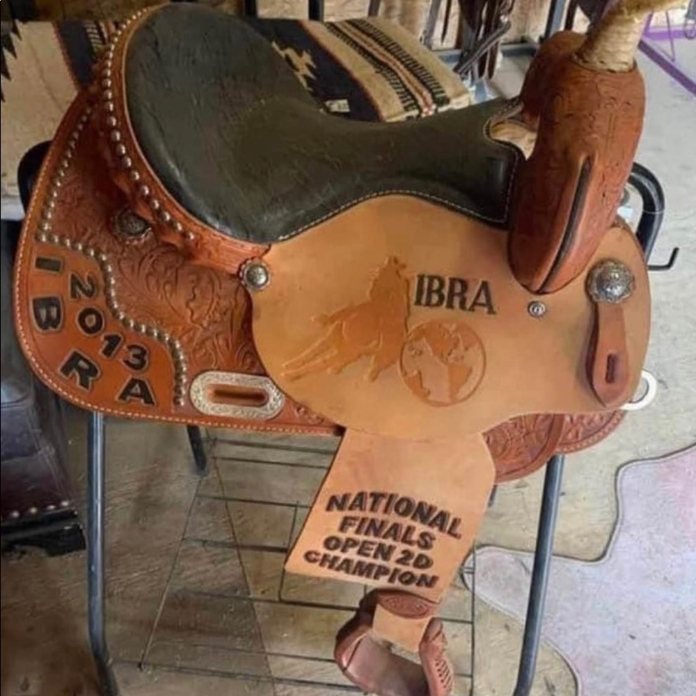 Barrel saddle